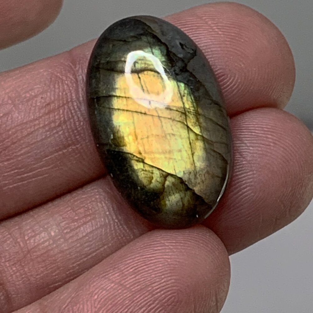 Golden Light Labradorite Stone - Picture 3 of 12
